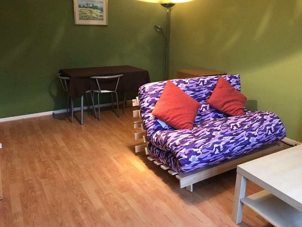 Flat 9A Badby Close Appartement Manchester Buitenkant foto