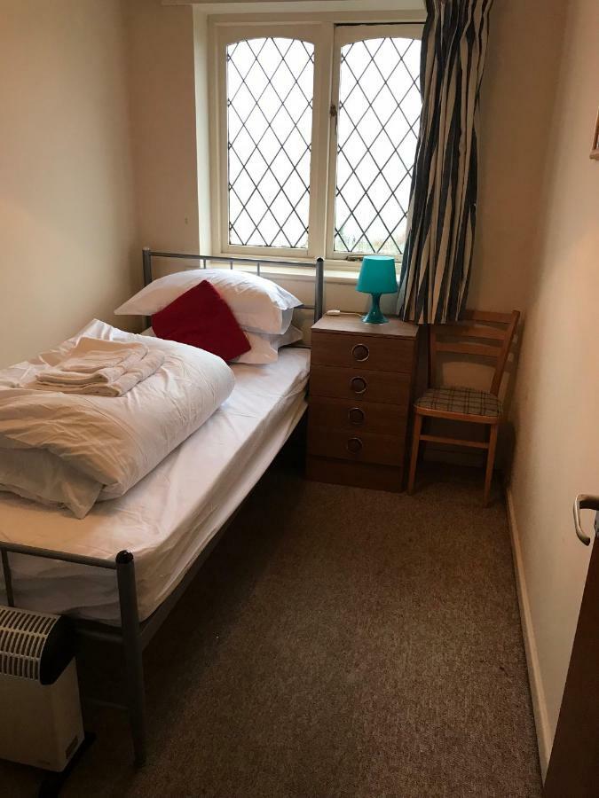 Flat 9A Badby Close Appartement Manchester Buitenkant foto